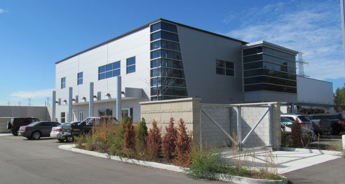 scrolling banner - <p>Cyr Distribution Centre,<br />
Ottawa, Ontario</p>
